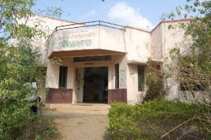 Shri Chhatrapati Shivaji Mahavidyalaya campus in Ahmednagar, Maharashtra, India — photo 3