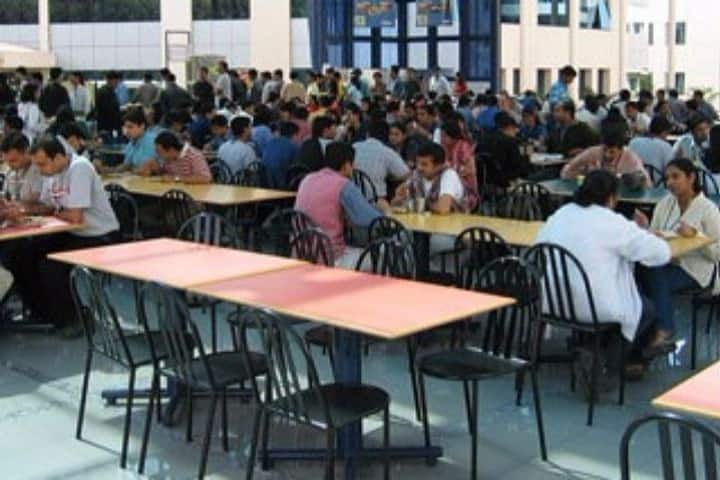 Rajshree Medical Research Institute campus in Bareilly, Uttar Pradesh, India — photo 5