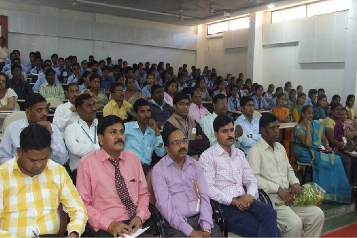 Dr Shree Nanasaheb Dharmadhikari Arts Commerce and Science College campus in Kolad, Maharashtra, India — photo 3