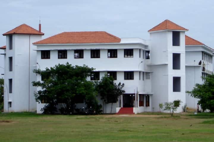 Swami Dayananda College of Arts and Science campus in Thiruvarur, Tamil Nadu, India — photo 1