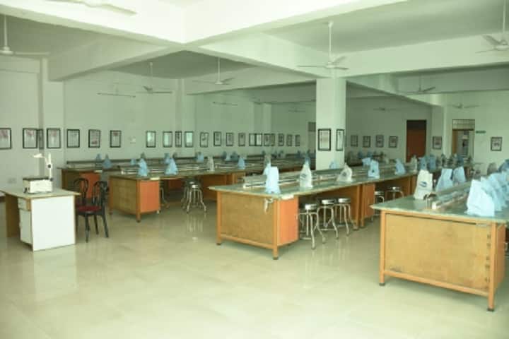 Prasad Institute of Medical Sciences campus in Lucknow, Uttar Pradesh, India — photo 6