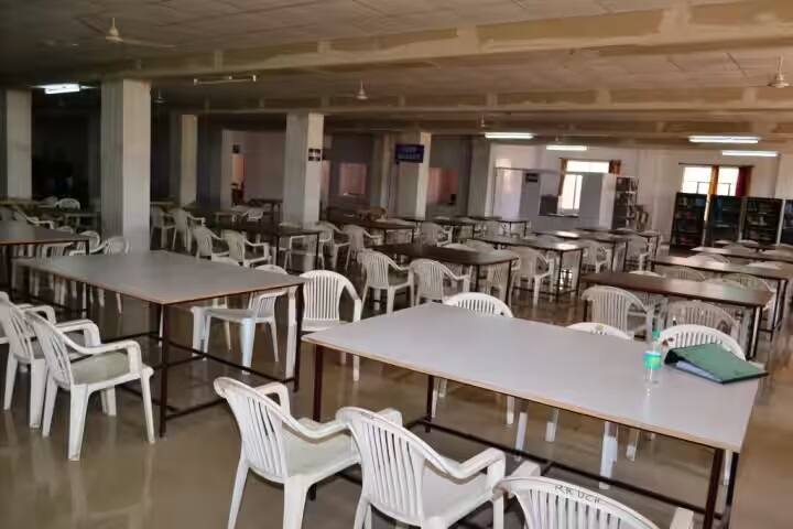 RR Dental College and Hospital campus in Umarda, Rajasthan, India — photo 2