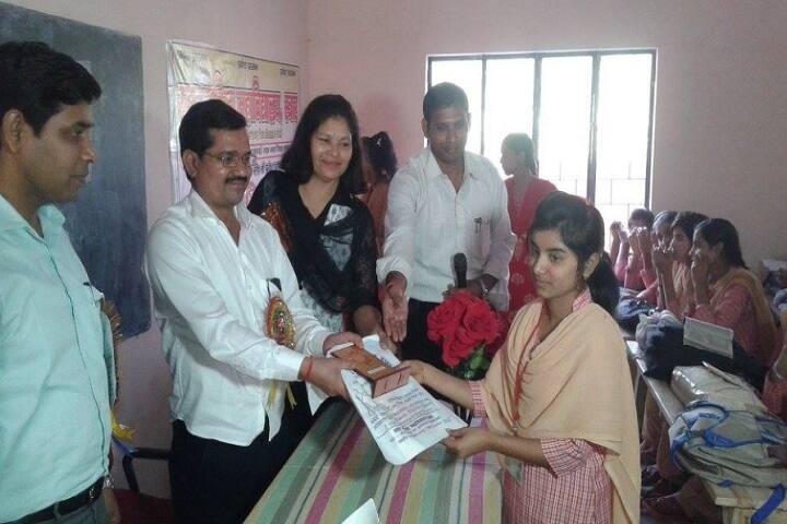 Swar Mahila Mahavidyalaya Swar campus in Balrampur, Uttar Pradesh, India — photo 3