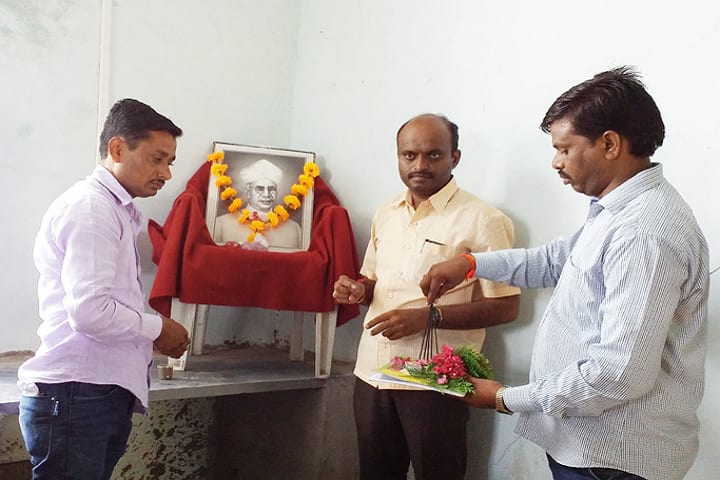 Late Shankarrao Gutte Gramin Arts Commerce and Science College campus in Beed, Maharashtra, India — photo 3