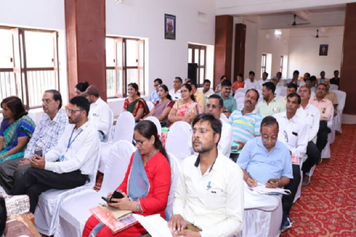 Smt Kamla Devi Gauridutt Mittal Mahila Mahavidyalaya campus in Sardarshahr, Rajasthan, India — photo 2