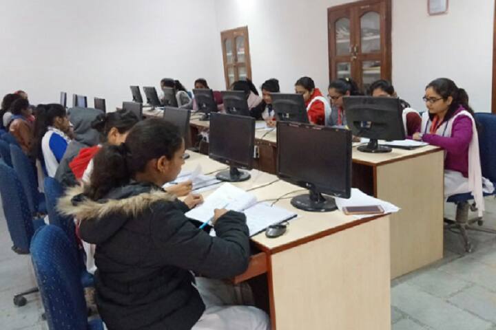 Smt Kamla Devi Gauridutt Mittal Mahila Mahavidyalaya campus in Sardarshahr, Rajasthan, India — photo 5