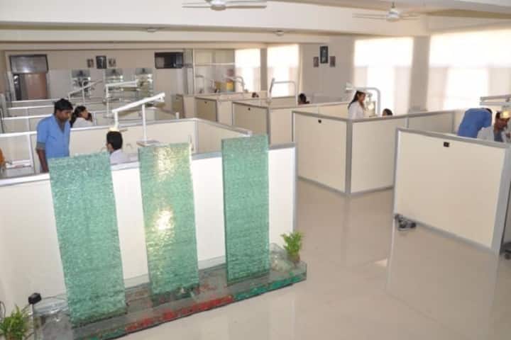 Rajasthan Dental College and Hospital campus in Jaipur, Rajasthan, India — photo 4