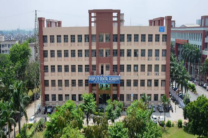 People's Dental Academy campus in Bhopal, Madhya Pradesh, India — photo 1
