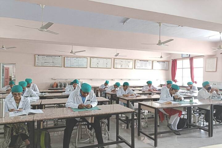 People's Dental Academy campus in Bhopal, Madhya Pradesh, India — photo 6