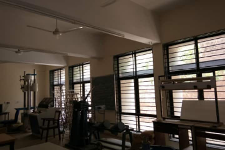 Government Polytechnic For Girls campus in Ahmedabad, Gujarat, India — photo 4