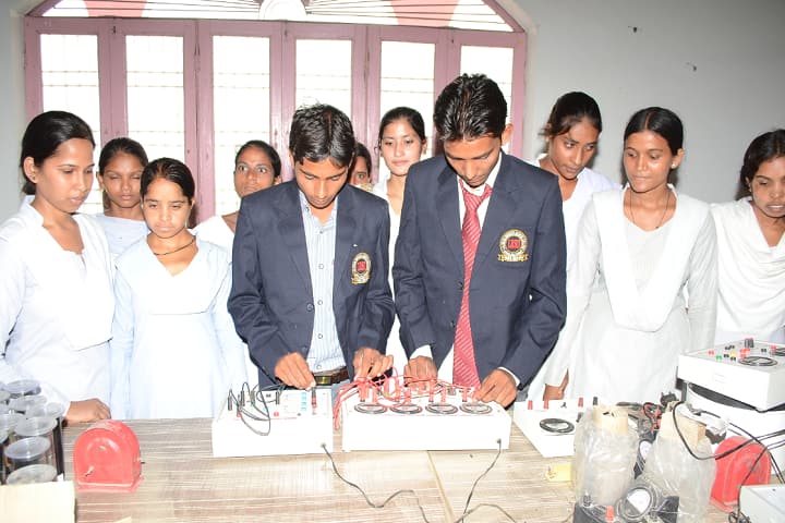 Lala Ram Shri Devi Degree College campus in Aligarh, Uttar Pradesh, India — photo 6