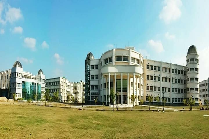 MRAMC Ambedkarnagar campus in Ambedkar Nagar, Uttar Pradesh, India — photo 1