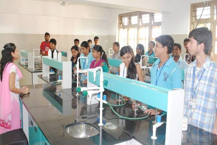 Vidya Vikas Universal Degree College campus in Mumbai, Maharashtra, India — photo 5