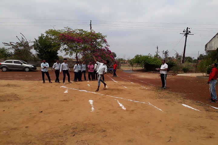 Shri Santaji Arts and Science College campus in Palandur, Maharashtra, India — photo 3