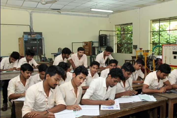 Government Polytechnic College campus in Ernakulam, Kerala, India — photo 3