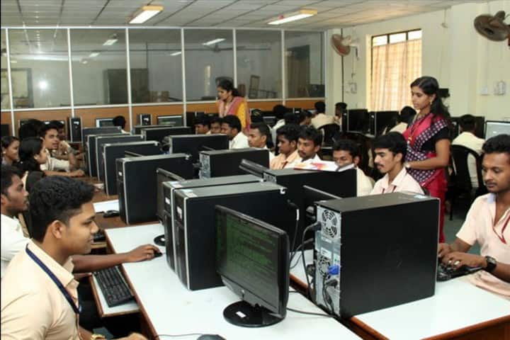 Government Polytechnic College campus in Ernakulam, Kerala, India — photo 4