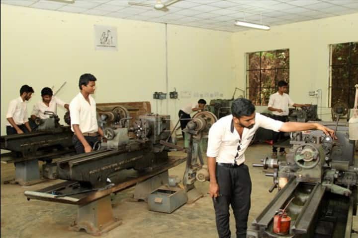 Government Polytechnic College campus in Ernakulam, Kerala, India — photo 6