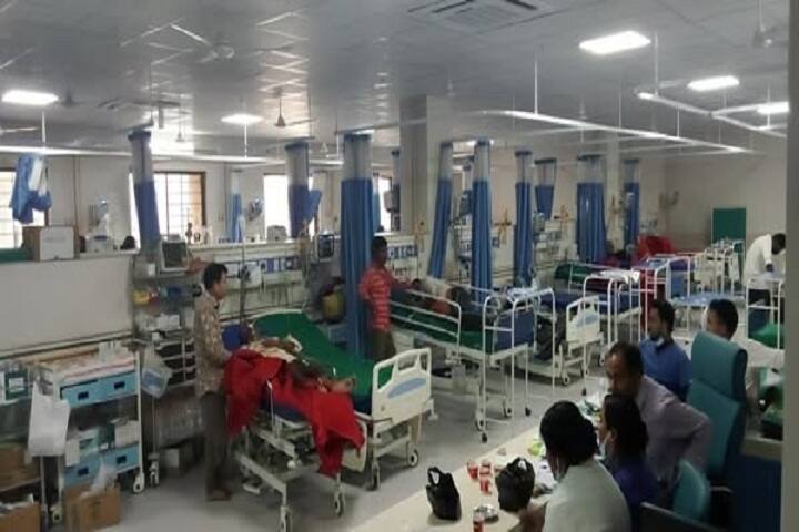 KMC Medical College and Hospital campus in Maharajganj, Uttar Pradesh, India — photo 6