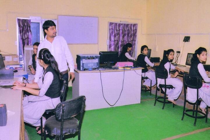 Shri Agrasen Mahila Mahavidhyalaya campus in Bari, Rajasthan, India — photo 3