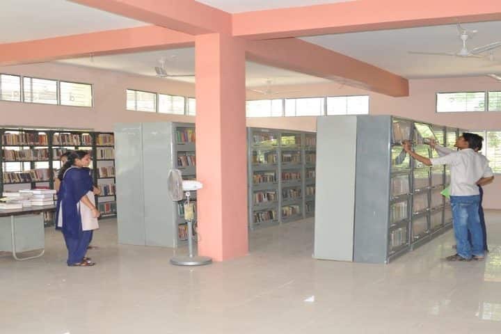 Nabira Mahavidyalaya campus in Katol, Maharashtra, India — photo 5