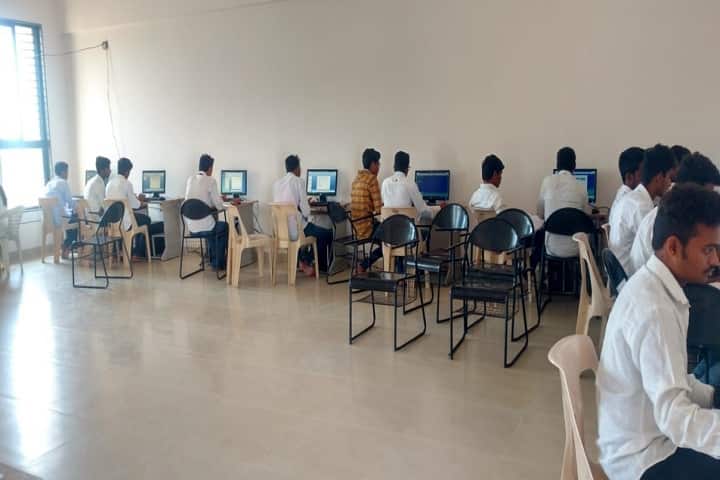 New Model Degree College campus in Hingoli, Maharashtra, India — photo 1