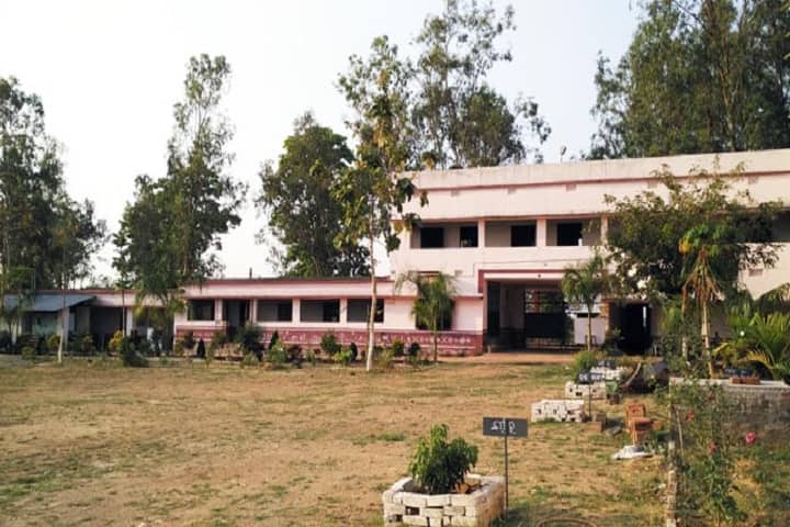 Bamra Trust Fund College campus in Sambalpur, Odisha, India — photo 1