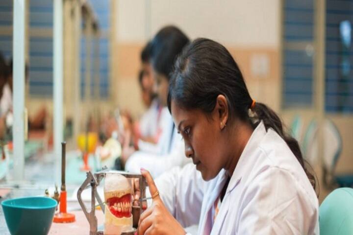 Navodaya Dental College campus in Raichur, Karnataka, India — photo 2