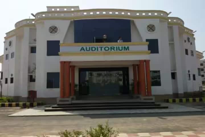 GMC Kannauj campus in Kannauj, Uttar Pradesh, India — photo 4