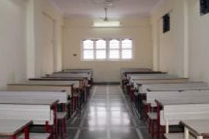 Lallan R Tiwari B Ed College campus in Chandauli, Uttar Pradesh, India — photo 2