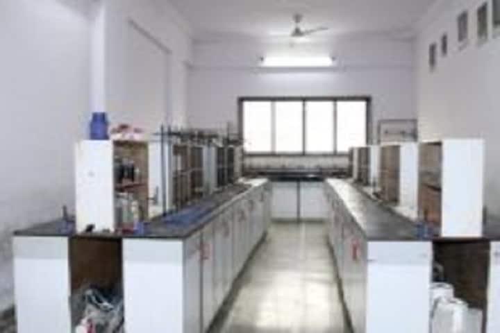 Lallan R Tiwari B Ed College campus in Chandauli, Uttar Pradesh, India — photo 6