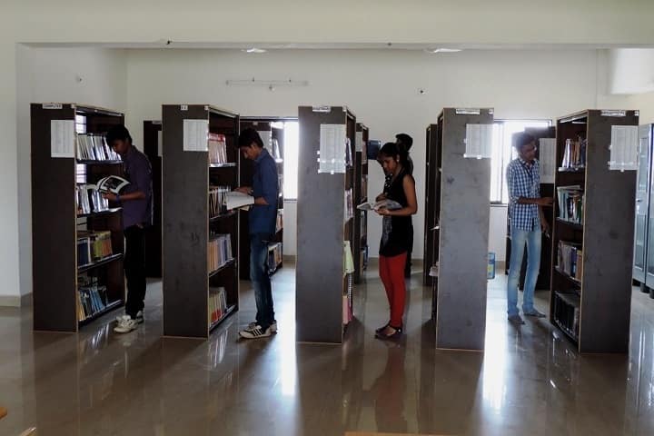 ARPIT Institute of Engineering and Technology campus in Rajkot, Gujarat, India — photo 4