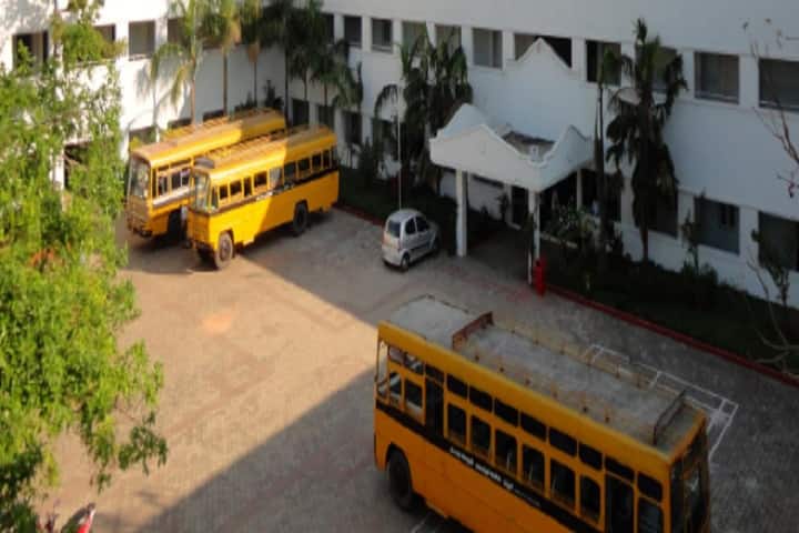 Saradha Gangadharan College campus in Pondicherry, Puducherry, India — photo 4