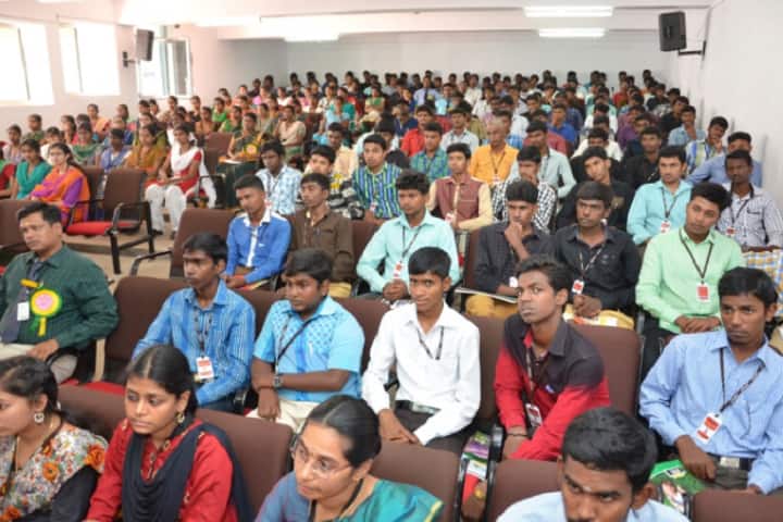 Nadar Saraswathi College of Engineering and Technology campus in Theni, Tamil Nadu, India — photo 6