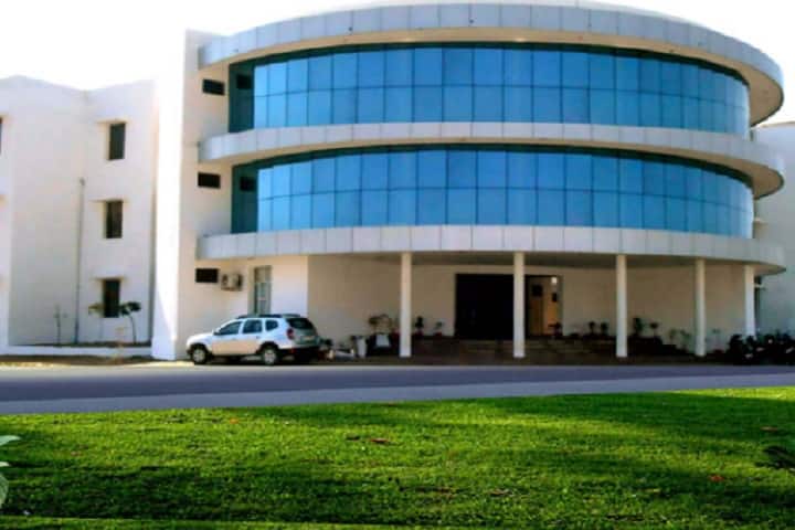 Satyam College campus in Beawar, Rajasthan, India — photo 1