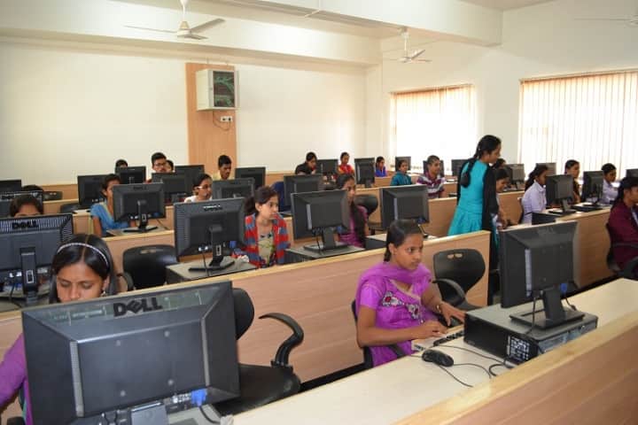 PDEAs Waghire College of Arts Commere and Science campus in Pune, Maharashtra, India — photo 3