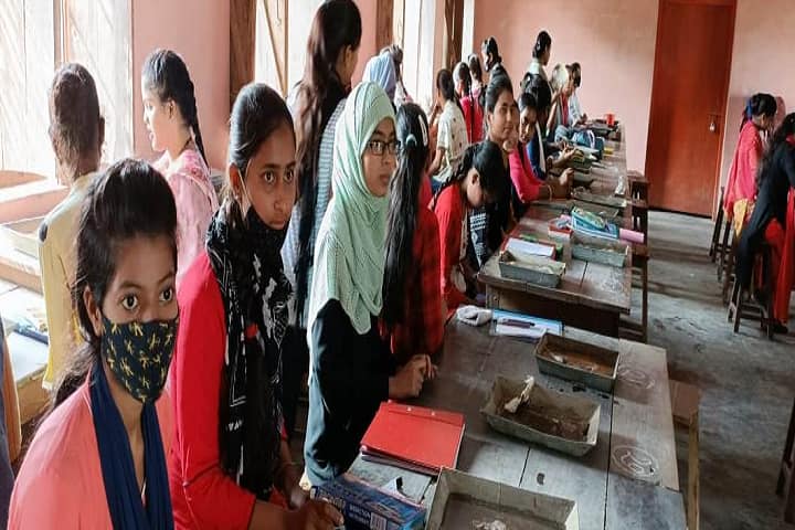 Swami Devanand PG College campus in Deoria, Uttar Pradesh, India — photo 4