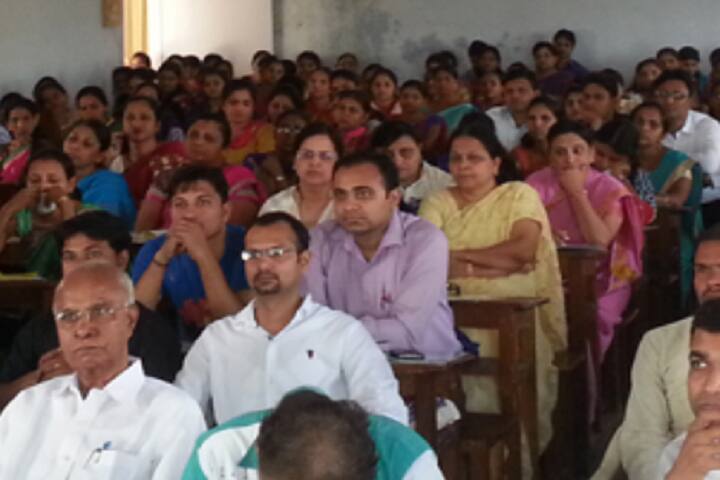 RK Desai Achchhariwala College of Computer and Applied Sciences campus in Valsad, Gujarat, India — photo 3