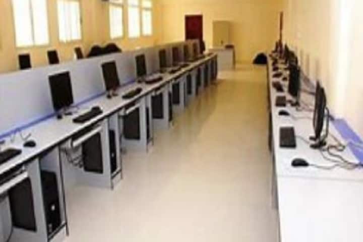 Smt Reeta Chandra Saxena Memorial College campus in Reengus, Rajasthan, India — photo 4