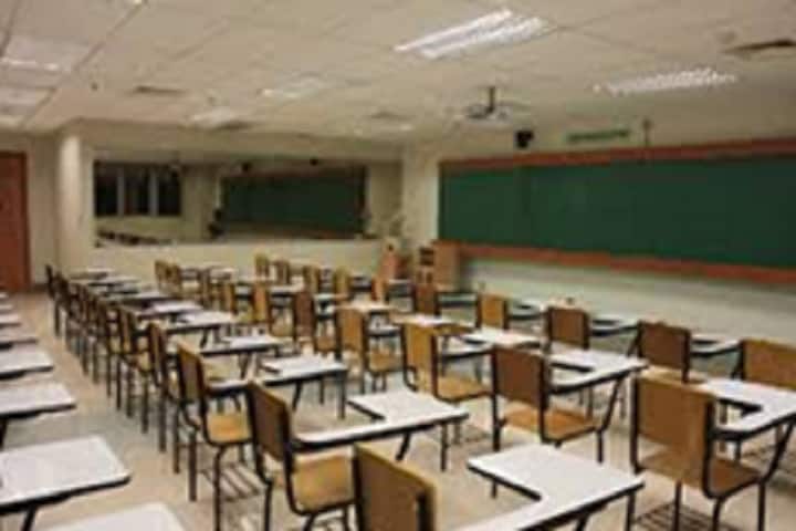 Shri Ramprasad Bohra College campus in Jhunjhunu, Rajasthan, India — photo 1