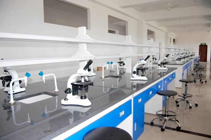 GS Medical College and Hospital campus in Pilkhuwa, Uttar Pradesh, India — photo 4