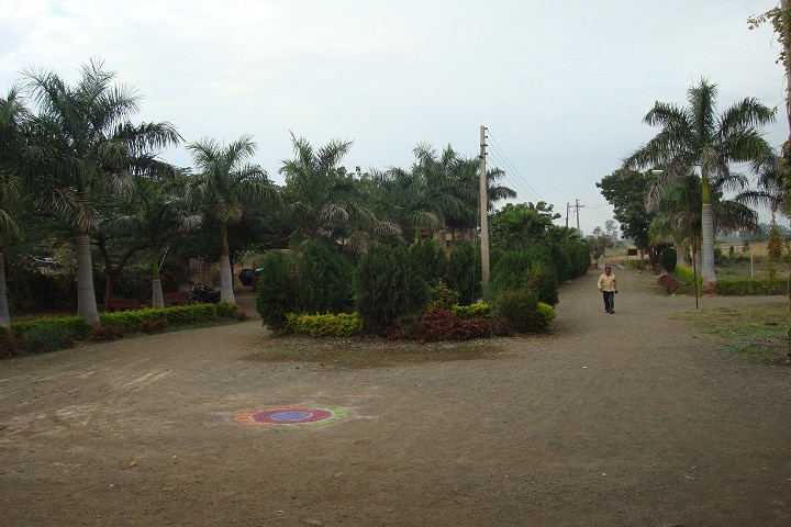 Secondary Education Society's Arts and Science College campus in Jalgaon, Maharashtra, India — photo 3