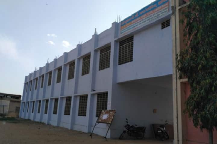 Shri Krishna Girls College campus in Sikar, Rajasthan, India — photo 1