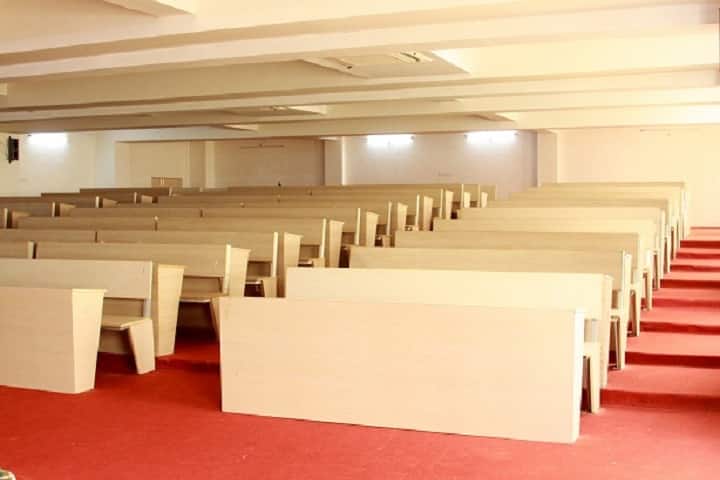 FH Medical College campus in Agra, Uttar Pradesh, India — photo 2