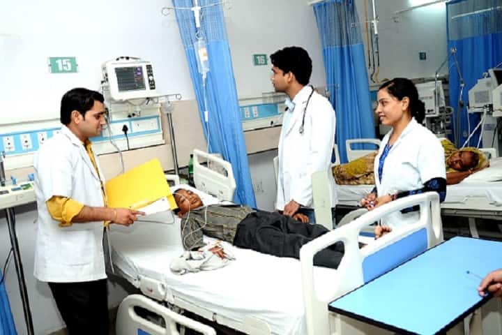 FH Medical College campus in Agra, Uttar Pradesh, India — photo 5