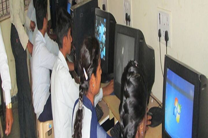 Shivaji Mahavidyalaya campus in Renapur, Maharashtra, India — photo 5