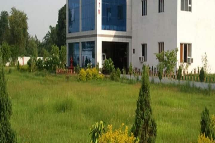Himalayan Institute of Technology and Management campus in Lucknow, Uttar Pradesh, India — photo 1