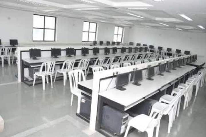 Naran Lala College of Commerce and Management campus in Navsari, Gujarat, India — photo 2