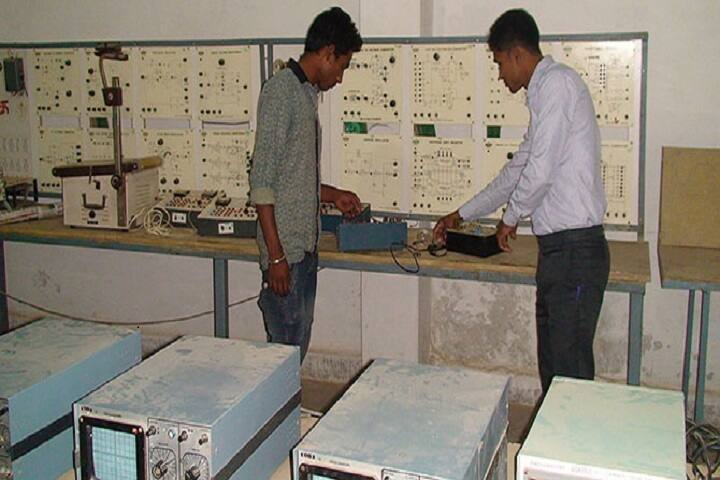 Government Polytechnic College campus in Jhabua, Madhya Pradesh, India — photo 4