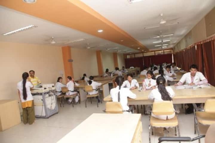 DJ College of Dental Sciences and Research campus in Modinagar, Uttar Pradesh, India — photo 2