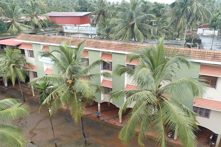 Jalaliya Women's Arabic College campus in Kuttikkattoor, Kerala, India — photo 1